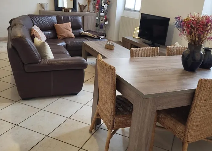 Hébergement de vacances Entre Arènes Et Maison Carrée *